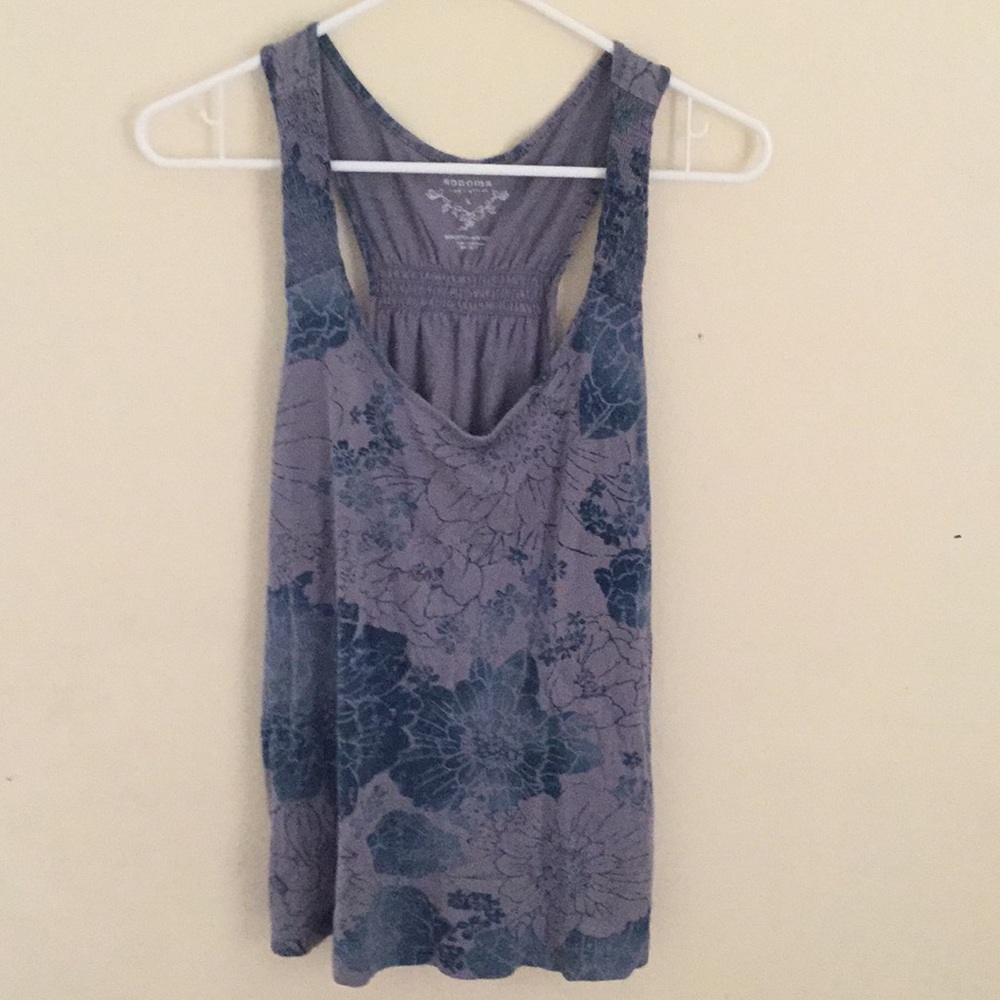 Sonoma cute top with flowers